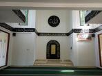 suasana-di-dalam-masjid-mbejaji-pompes-ora-aji.jpg