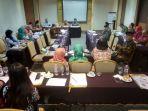 suasana-lokakarya-peninjauan-dan-pengembangan-kurikulum-oleh-aak-manggala-yogyakarta.jpg