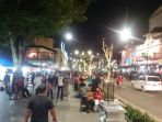 suasana-malioboro-saat-libur-panjang_20161213_070457.jpg