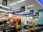 suasana-transaksi-di-hypermart-jcm.jpg