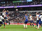 thiago-silva-mencetak-gol-di-liga-inggris-antara-tottenham-hotspur-vs-chelsea.jpg
