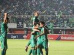 tiga-fakta-jelang-pertandingan-persib-bandung-vs-pss-sleman-malam-ini.jpg