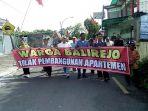 tolak-pembangunan-apartemen-warga-balerejo-geruduk-kelurahan-muja-muju.jpg