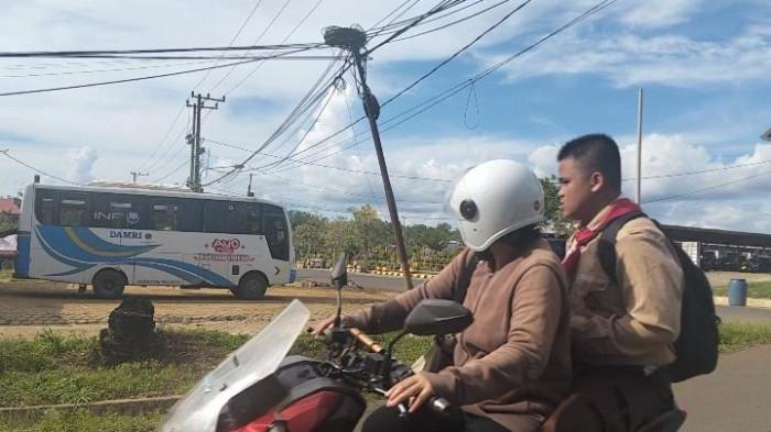 JADWAL DAMRI - Tampak Bus Damri yang akan berangkat melalui terminal di Jalan Perintis, Tideng Pale, Kecamatan Sesayap, KTT, Kaltara, Kamis (4/6/2026). Jangan lupa catat Jadwal Damri Tana Tidung ke Tanjung Selor dan Malinau, yang dilengkapi harga tiket, pada Kamis 4 Juni 2026. (TribunKaltara.com / Rismayanti)