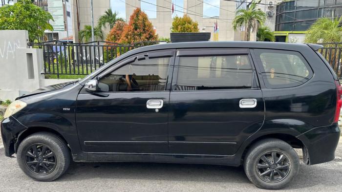 27012026 mobil avanza yang menabrak sepeda kayuh di Nunukan 01