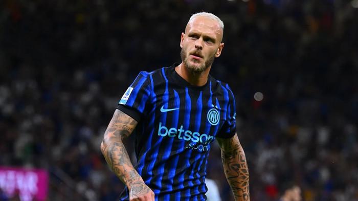 KONTRIBUSI GEMILANG - Penampilan Federico Dimarco bersama Inter Milan pada musim 2025/2026. Wingback asal Italia ini tampil gemilang dan memberikan kontribusi pada kemenangan Inter atas Lecce di Liga Italia Serie A 2025/2026, Minggu (22/2/2026).