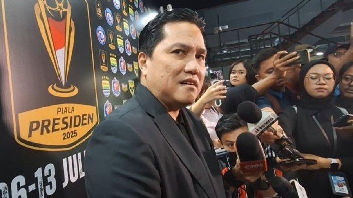 ERICK THOHIR - Ketua Umum PSSI Erick Thohir di SCTV Tower, Senayan, Jakarta, Jumat (4/7/2025). Erick Thohir ungkap Taiwan jadi pengganti Kuwait lawan Timnas Indonesia di FIFA Matchday September 2025.