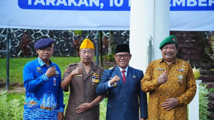 Ibnu Saud Is bersama veteran 10112025.jpg