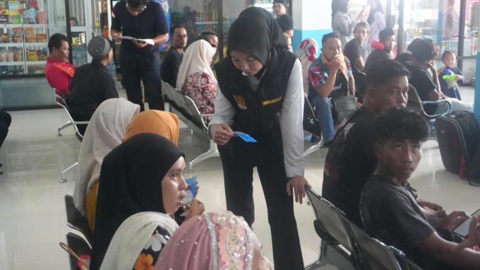 OPERASI WIRAWASPADA IMIGRASI - Kepala Kantor Imigrasi Kelas II TPI Nunukan, Adrian Soetrisno, mengatakan pihaknya terus memperkuat peran pengawasan keimigrasian di wilayah perbatasan, khususnya melalui jalur perairan yang dinilai rawan dimanfaatkan sebagai akses perlintasan ilegal.
