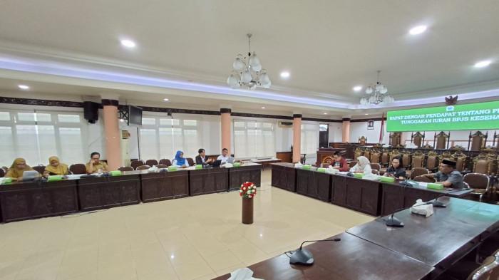 PERTEMUAN - Menindaklanjuti laporan konstituen DPRD Tarakan menggelar pertemuan bersama BPJS Kesehatan Kota Tarakan dan Dinkes Kota Tarakan melalui Komisi II, Senin (19/4/2026).