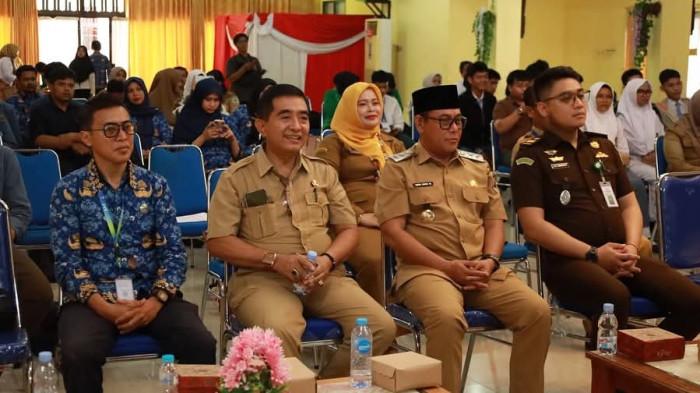 Kompetisi Debat SMA 02 11112025.jpg