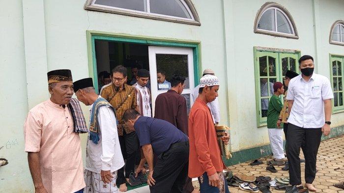 BREAKING NEWS Tiba di  Tana Tidung, Menkes Budi Gunadi Sadikin Salat Jumat di Masjid Al Jihad
