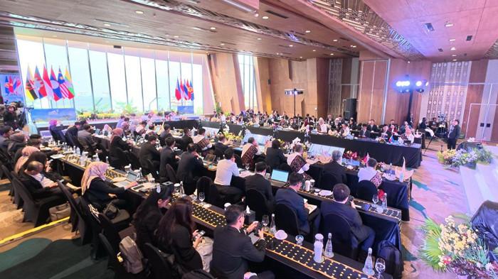 PLN dan ASEAN Power Grid 011025_1