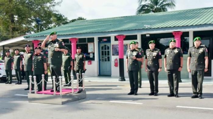 Pangdam VI Mulawarman kunjungan 15092025.jpg