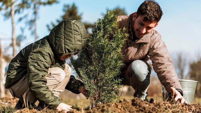 PANTUN MENANAM POHON - Simak kumpulan pantun ajakan menanam pohon berikut ini, nasihat jaga alam agar tetap lestari demi masa depan bersama.