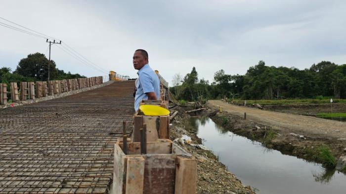 Pembangunan jembatan Tanjung Palas 02 08122025.jpg