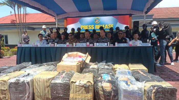 BREAKING NEWS- Tim SFQR Lantamal XIII Tarakan Gagalkan Penyelundupan 30 Koli Kosmetik Ilegal