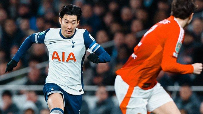 BERPISAH TINGGALKAN SPURS - Penampilan Son Heung-min pada pertandingan perempatfinal Carabao Cup antara Tottenham Hotspur melawan Manchester United, di Tottenham Stadium, Jumat (20/12/2024). Penyerang asal Korea Selatan ini akhirnya berpisah dengan Tottenham setelah 10 tahun bersama, Minggu (3/8/2025).