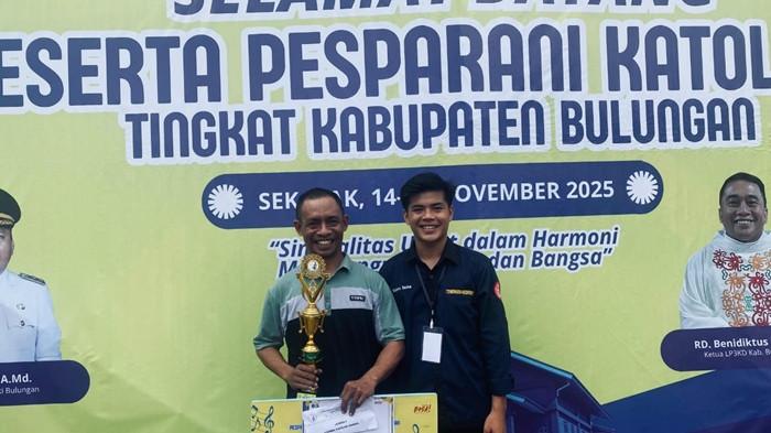 Stephanus Maximilianus (kiri)