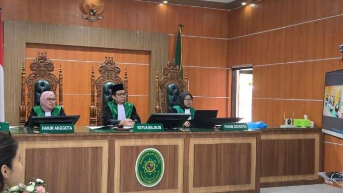 Suasana sidang di pengadilan Agama 27092025.jpg