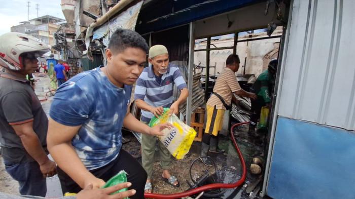 Hanya Tersisa Pakaian dan Sarung di Badan, Rumah dan Kios KH Zainuddin Dalila Hangus tak Tersisa - Tribunkaltara.com