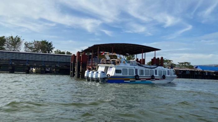 JADWAL SPEEDBOAT - Tampak speedboat bersandar di Pelabuhan Liem Hie Djung, Nunukan, saat diabadikan TribunKaltara.com, Kamis (12/2/2026). Simak update jadwal speedboat Nunukan-Tarakan hari ini, yang dilengkapi kondisi penumpang di hari ke-5 Ramadan 2026 (TribunKaltara.com/Fatimah Majid)