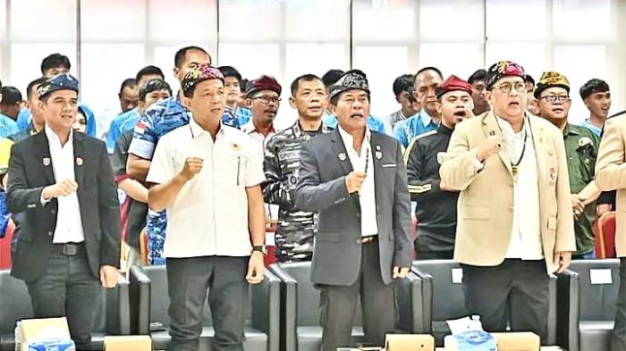 Wakil Ketua DPRD Kaltara beria apresiasi 11112025.jpg