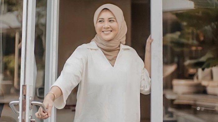Seminggu Pasca Melahirkan, Kesha Ratuliu Girang Berat Badannya Turun Drastis