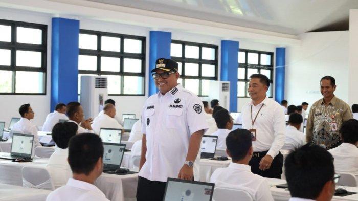 Pj Bupati PPU Zainal Arifin Monitoring Pelaksanaan Tes Seleksi PPPK 2024