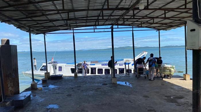 JADWAL SPEEDBOAT - Tampak speedboat bersandar di Pelabuhan Liem Hie Djung, Nunukan. Simak update jadwal speedboat Nunukan-Tarakan hari ini, yang dilengkapi kondisi penumpang di hari ke-5 Ramadan 2026. (TribunKaltara.com/Fatimah Majid)