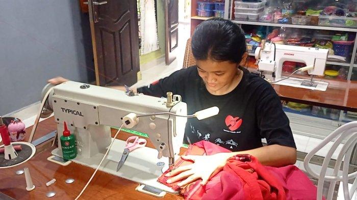 Kisah Winda Novitasari, Designer Tuna Rungu Sukses Asal Nunukan yang Dirilik Pelanggan Malaysia