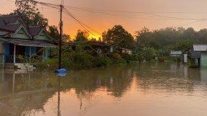 Banjir-kembali-menggenang-sejumlah-wilayah-di-Malinau-dnjf.jpg