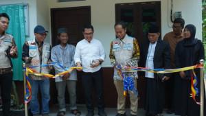 Bedah-Rumah-Layak-Huni-PLN-200925_2.jpg