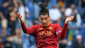 Bek-tengah-AS-Roma-Chris-Smalling-aa.jpg