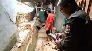 Dinding-rumah-jebol-ditinjau-06082025jpg.jpg