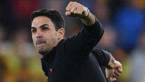 Ekspresi-bahagia-Mikel-Arteta-setelah-klub-asuhannya-menang-2-0-atas-Wolves.jpg