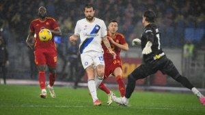 Francesco-Acerbi-AS-Roma-vs-Inter-Milan.jpg