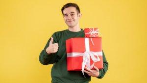 Ilustrasi-pantun-giveaway-gift.jpg