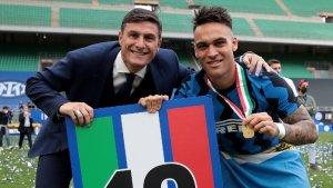 Javier-Zanetti-dan-Lautaro-Martinez-191223.jpg