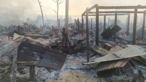 Kondisi-bangunan-rumah-di-Desa-Mansalong-tjhytkm.jpg