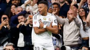 Kylian-Mbappe-dari-Real-Madrid-El-Clasico-Barcelona.jpg