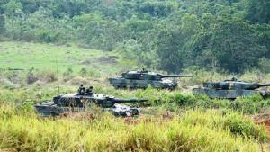 Latihan-tempur-TNI-AD-290925.jpg