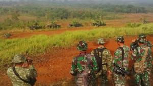 Latihan-tempur-TNI-AD-di-Puslatpur-290925.jpg