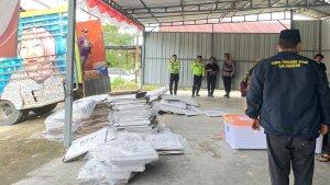 Logistik-Pilkada-2024-dari-Kecamatan-Nunukan-tiba-dthg.jpg