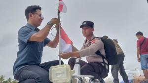 Pemasangan-bendera-merah-putih-eyjhr.jpg