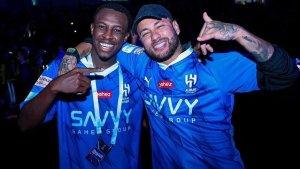 Potret-duo-pemain-Al-Hilal-Saud-Abdulhamid-dan-Neymar.jpg