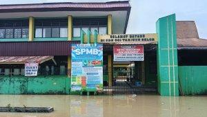 Sekolah-di-Tanjunh-Selor-banjir-19052025jpg.jpg