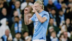 Striker-Man-City-Erling-Haaland-merayakan-50-golnya.jpg