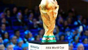 Trofi-Piala-Dunia-sjndm.jpg