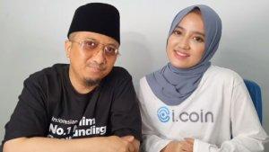 Yusuf-Mansur-dan-Wirda-Mansur.jpg